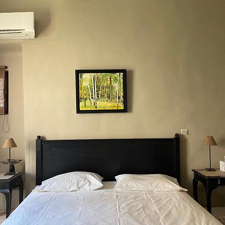 B&B Villa Des Muses La Roque-d'Antheron Zewnętrze zdjęcie